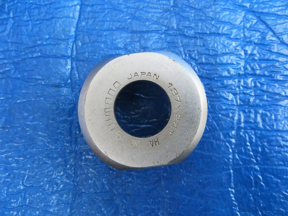 Shimano Dura-Ace Bb-7500 Bottom Bracket Right Side Fixed Cup Njs (25022209) 1