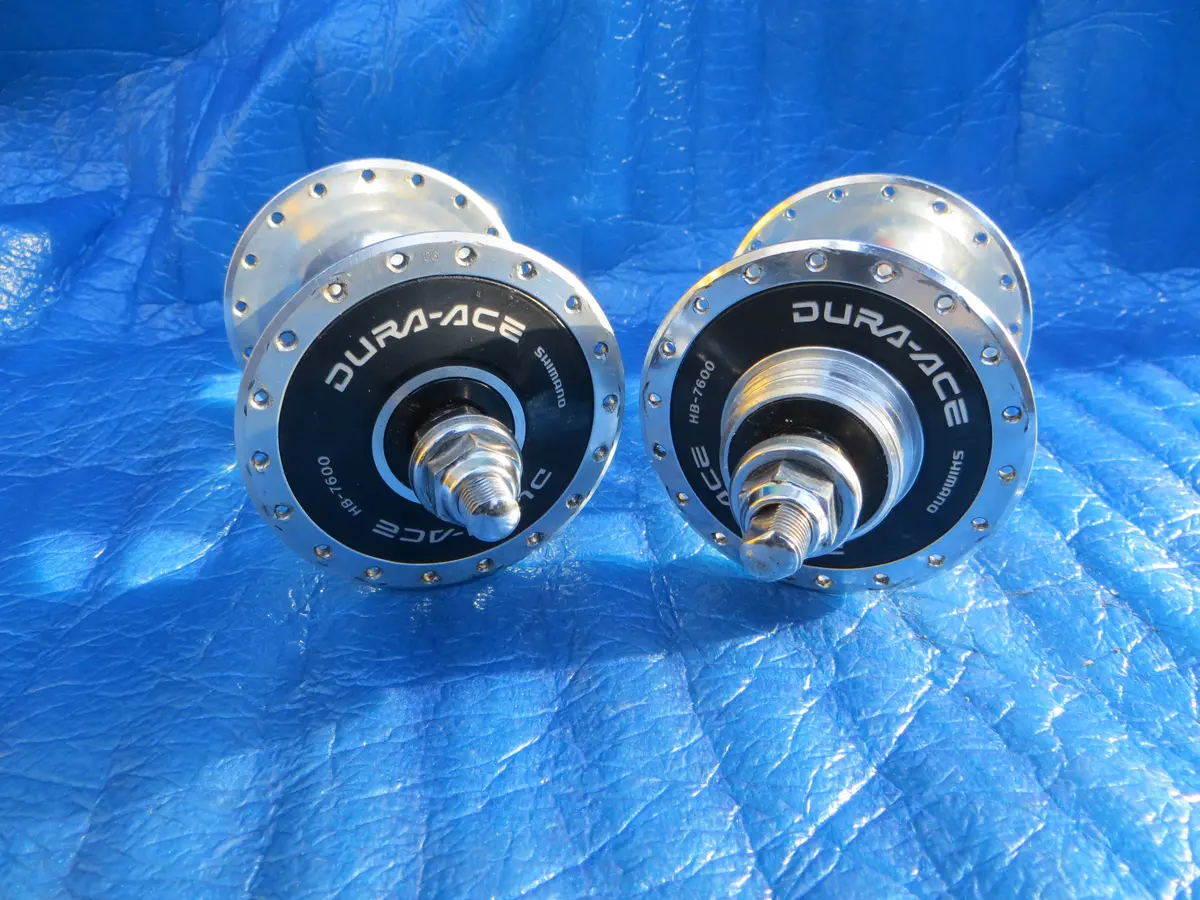 Shimano Dura Ace Hb-7600 36H 110Mm F&R Njs Approved Hub Set (25121202) 1