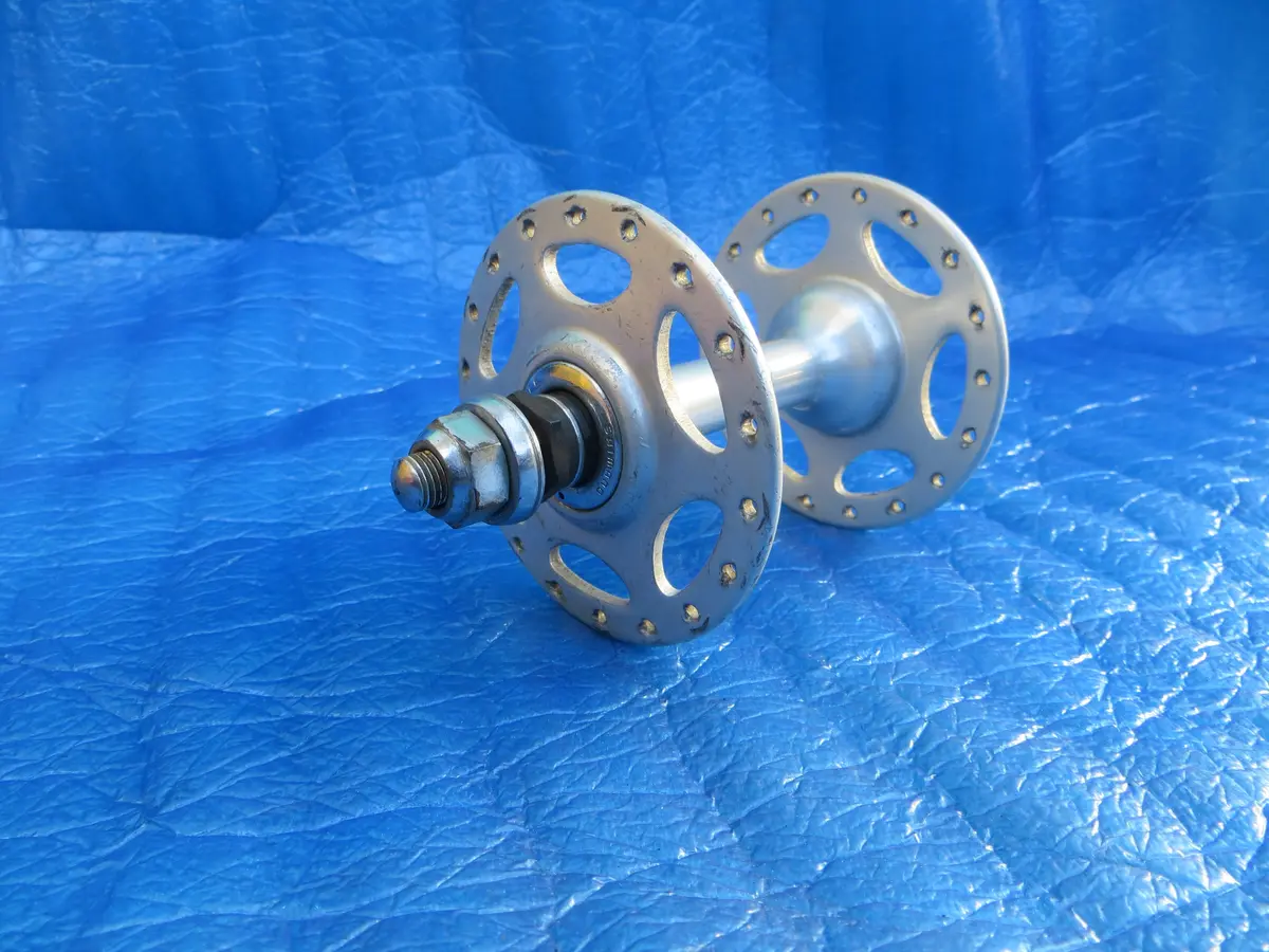 Shimano Dura Ace Hb-7520 36H Front Hub 8Mm Njs (25121206) 1