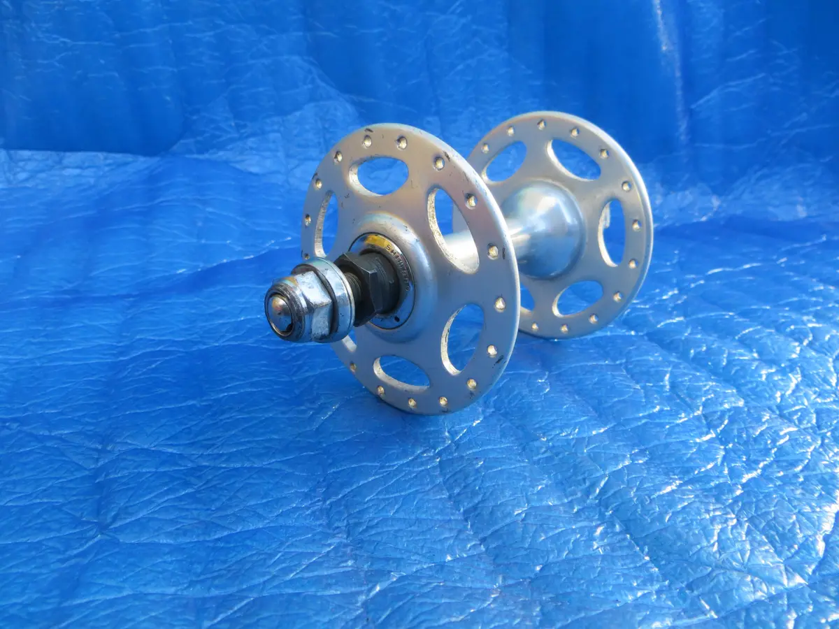 Shimano Dura Ace Hb-7520 36H Front Hub 9Mm Njs (25121207) 1