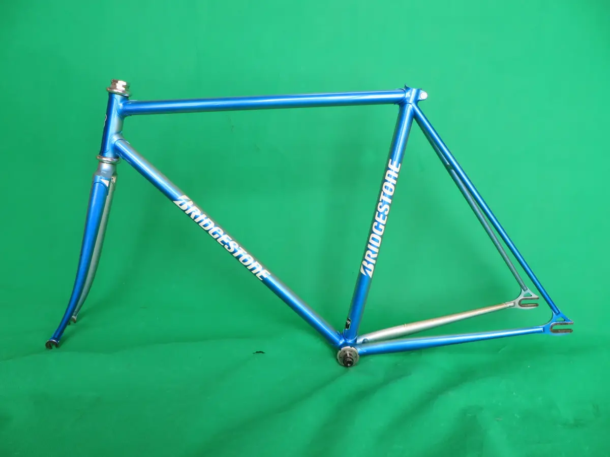 Bridgestone 2013 // Blue Metallic Silver Fade //  52Cm 1