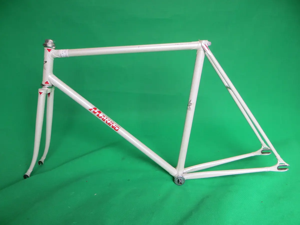 Makino // White Flake // 53.5Cm 1