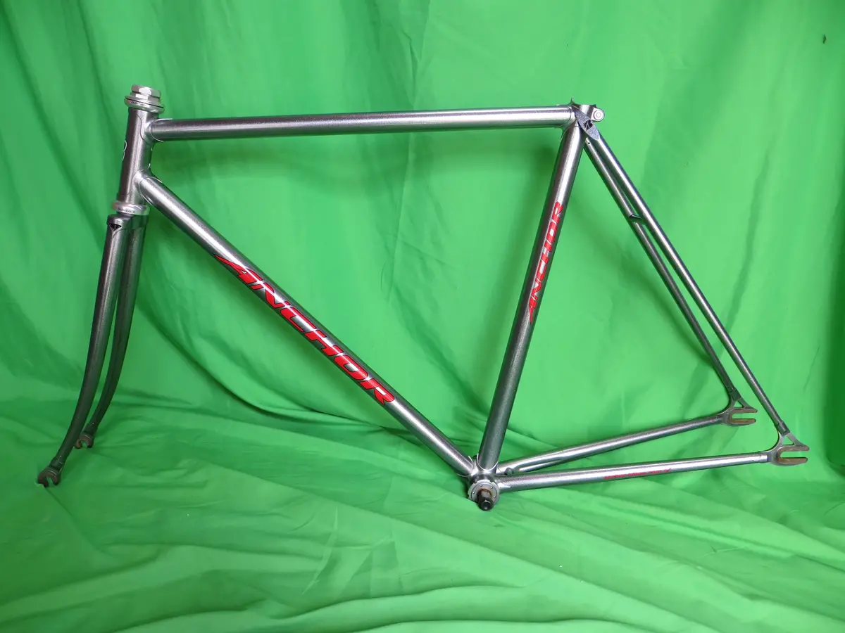 Anchor // Gray Metallic // 51.5Cm 1