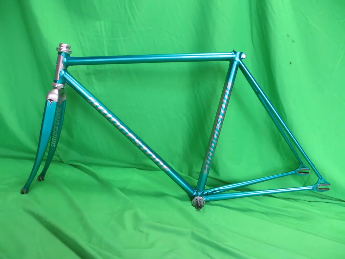 Bridgestone Columbus Max Fork // Light Blue Metallic / Silver Fade // 50.5Cm 1