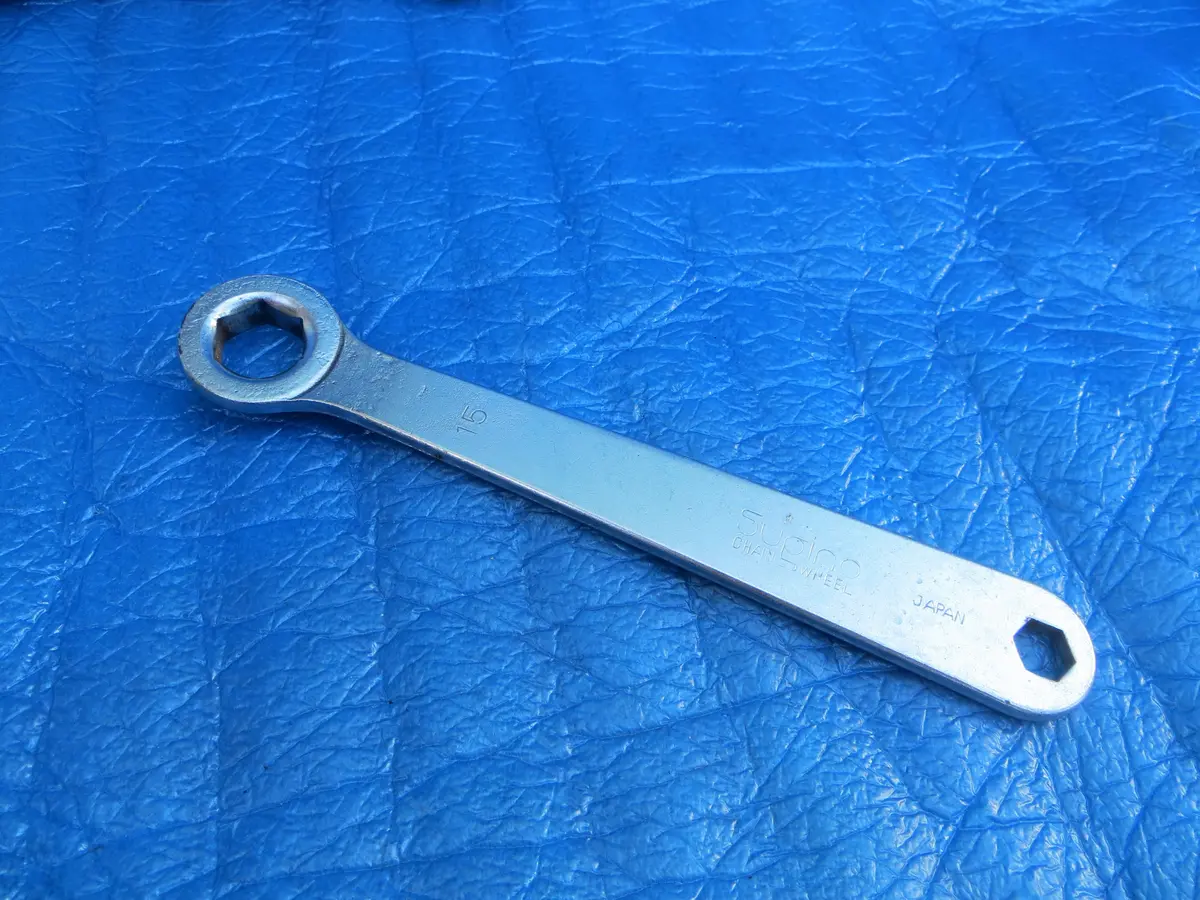 Sugino Wheel Nut Wrench (25121607) 1