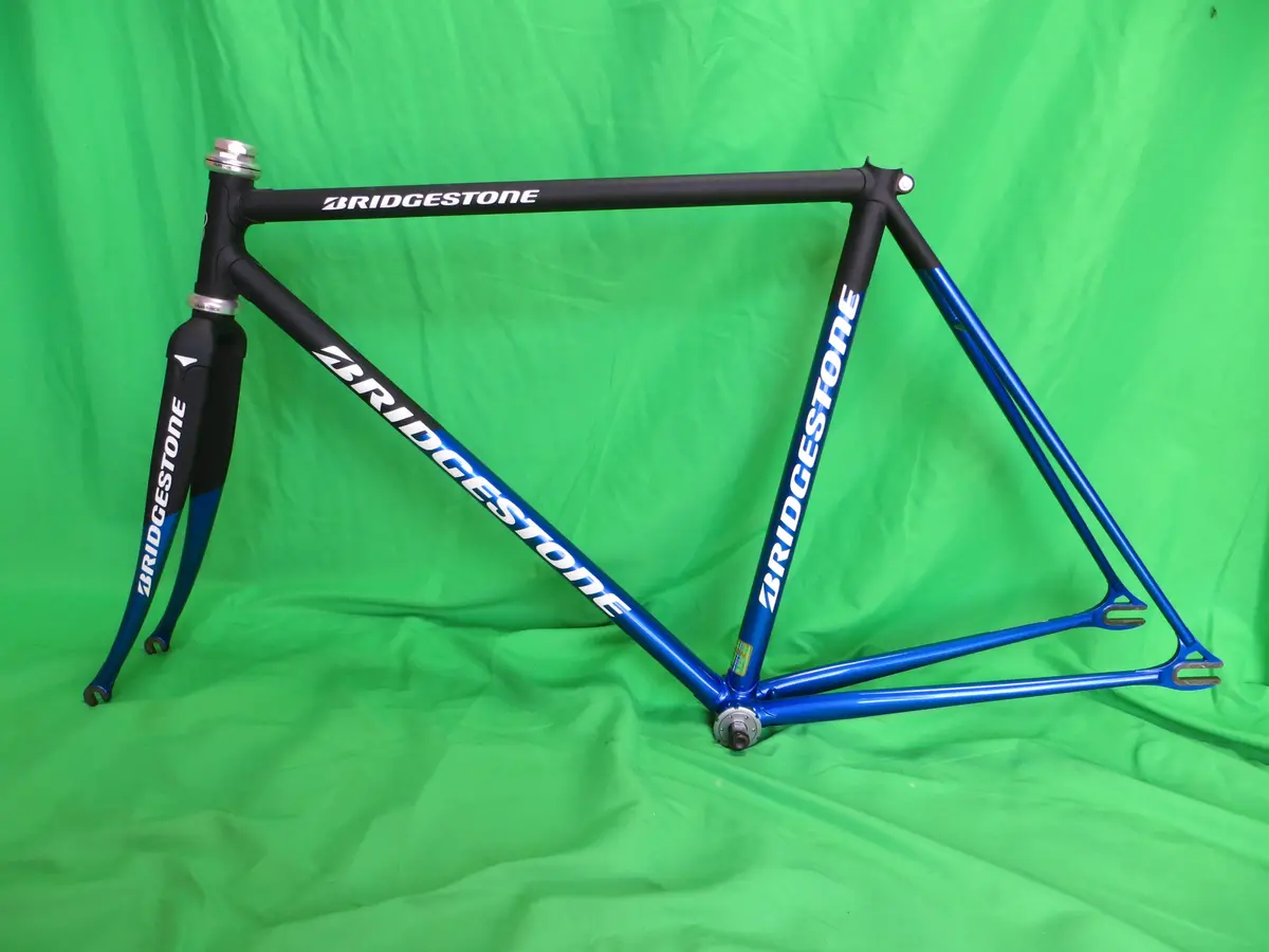Bridgestone Columbus Max Fork// Matte Black / Deep Blue Metallic Two Tone // 50.5Cm //231003 1