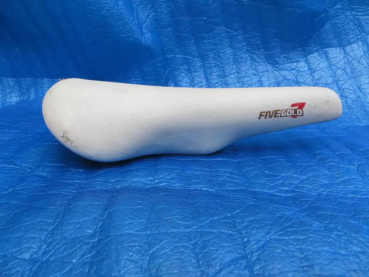 Kashima Five Gold Fg-7P 30Mm Njs Unpadded Saddle (25122105) 1