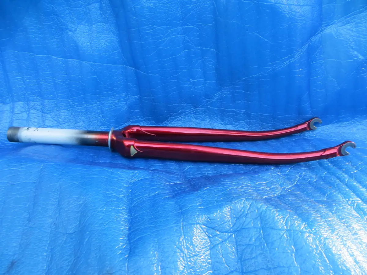 Makino Front Fork 165Mm Steering Column 9Mm Slot /251228 1