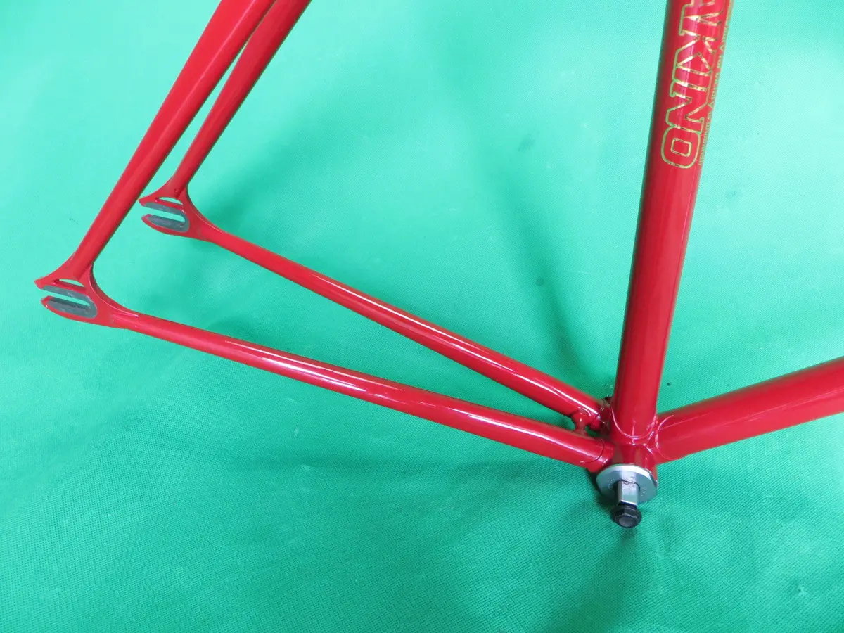 Makino // Red 2011 // 52.5Cm 2