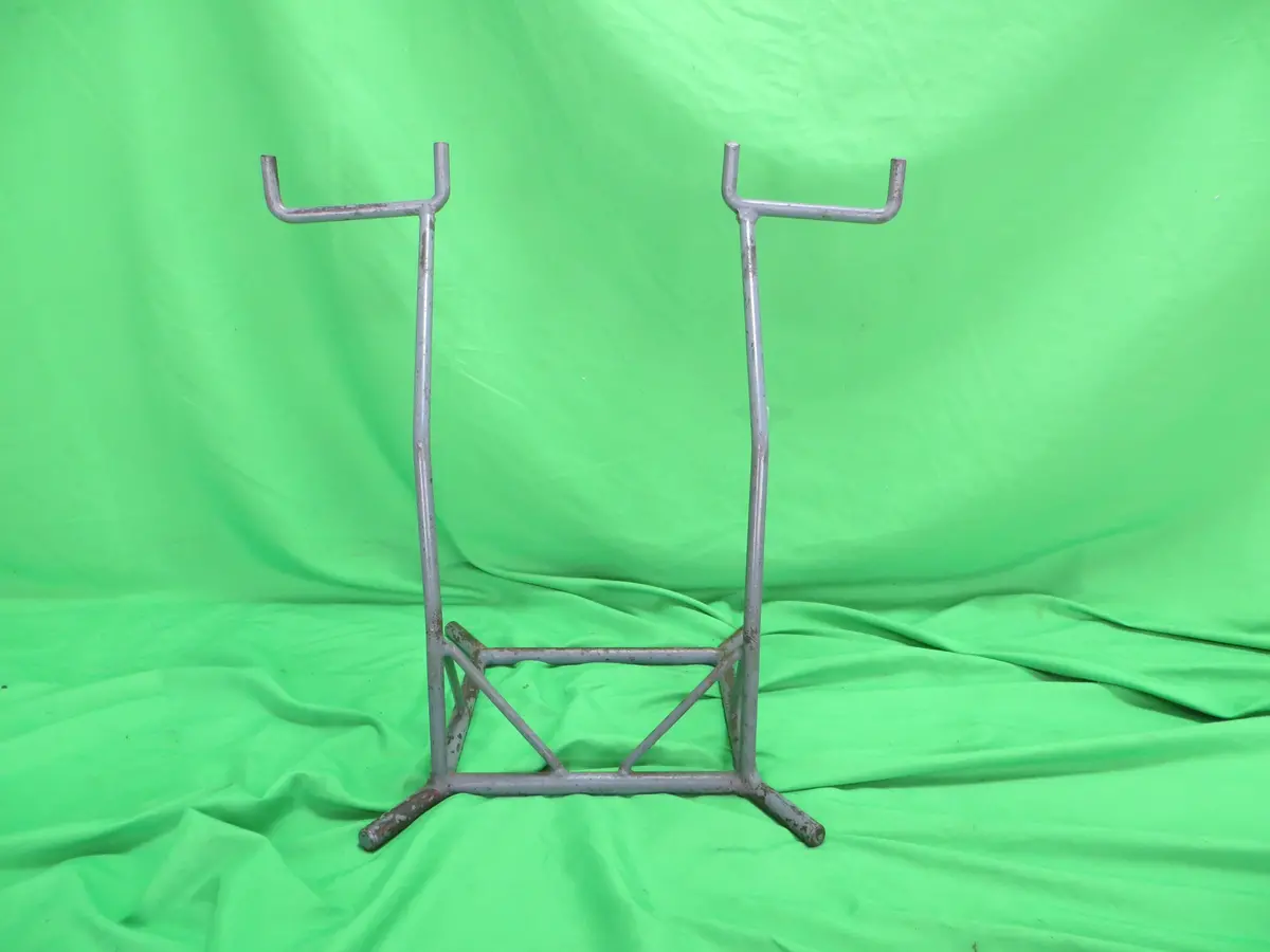 Super Rare! Official Keirin Steel Maintenance Stand (25031804) 1
