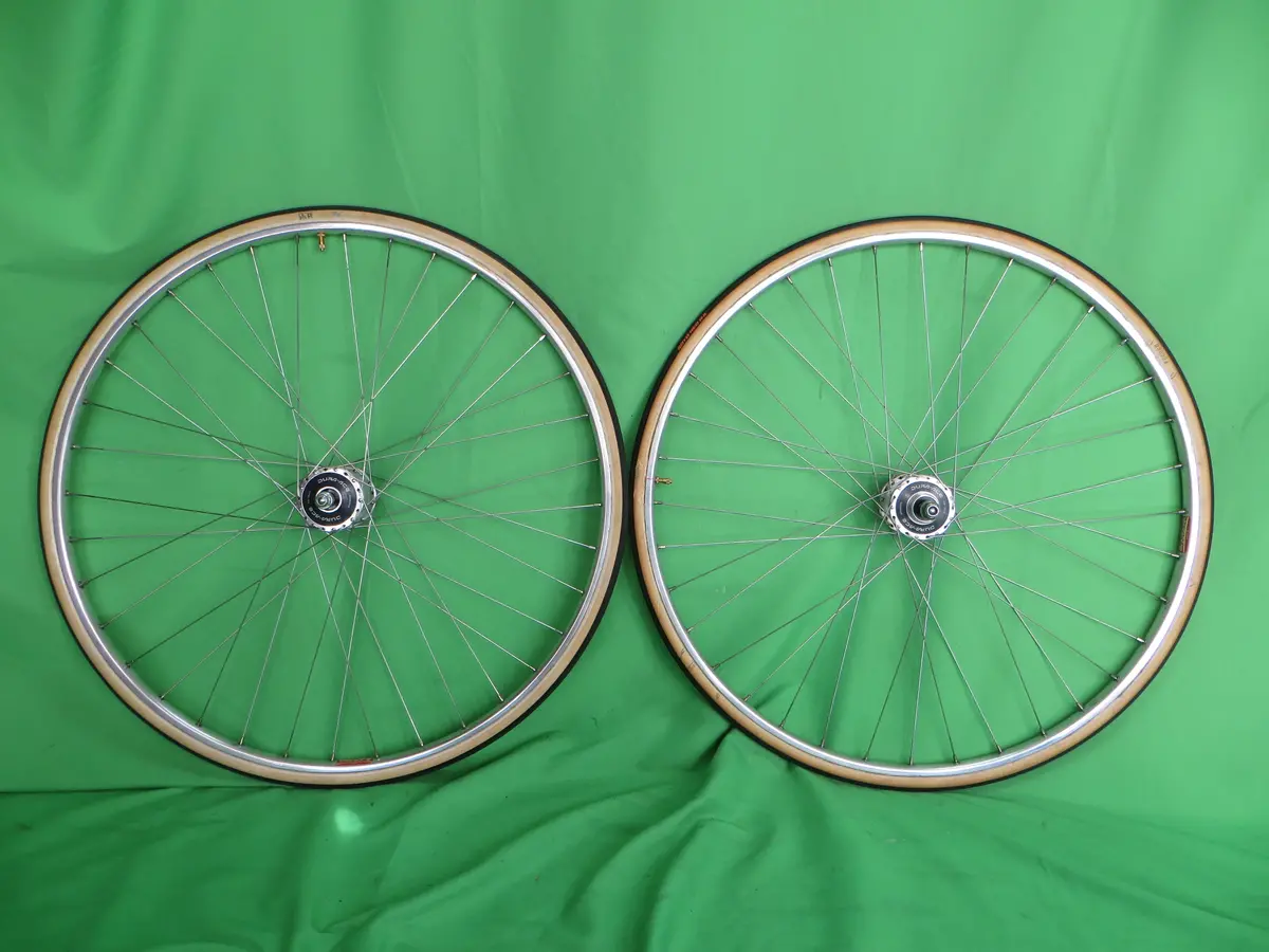 Araya Gold 16B Njs 700C Tubular Njs Rims, Shimano Dura Ace Hb-7600 Njs Hubs 110Mm, Soyo Tires (26010905) 1