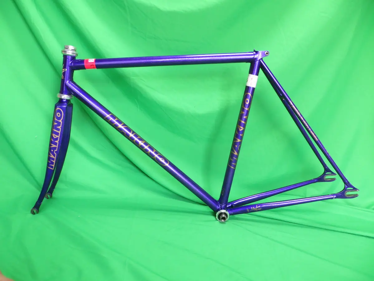 Makino  // Deep Purple Metallic // 52Cm 1