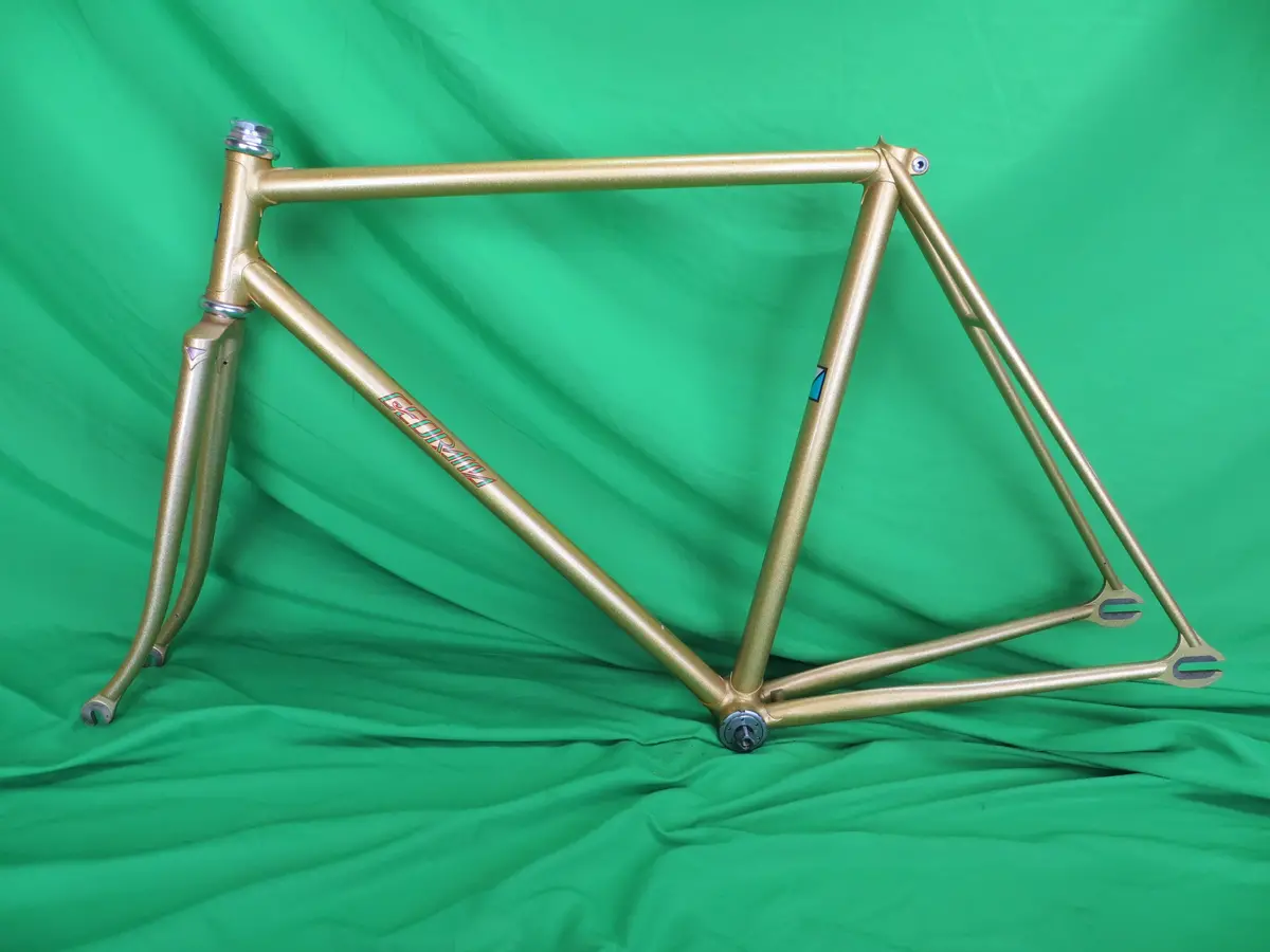 Vintage Georama First Generation Decals // Gold // 51.5Cm 1