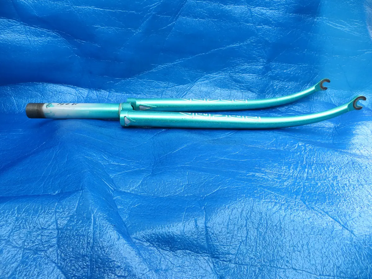 Level Front Fork 151Mm Steering Colum Length /9Mm Axle Slot 1