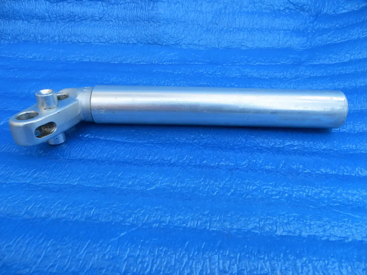 Sugino Smooth (Non-Fluted) Njs Seatpost 27.0/44Mm (26011703) 1