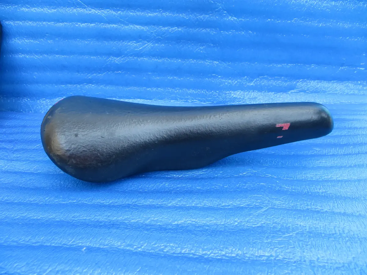 Kashima Five Gold Fg-7P 30Mm Njs Unpadded Saddle (26011909) 1