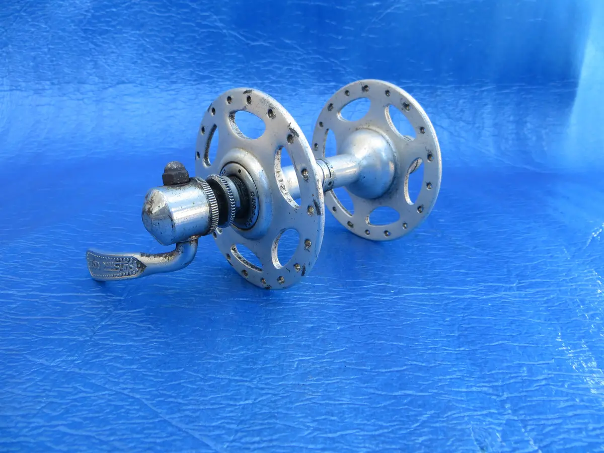 Shimano Dura Ace Hb-7520 36H Front Hub 8Mm Quick Release (24120619) 1