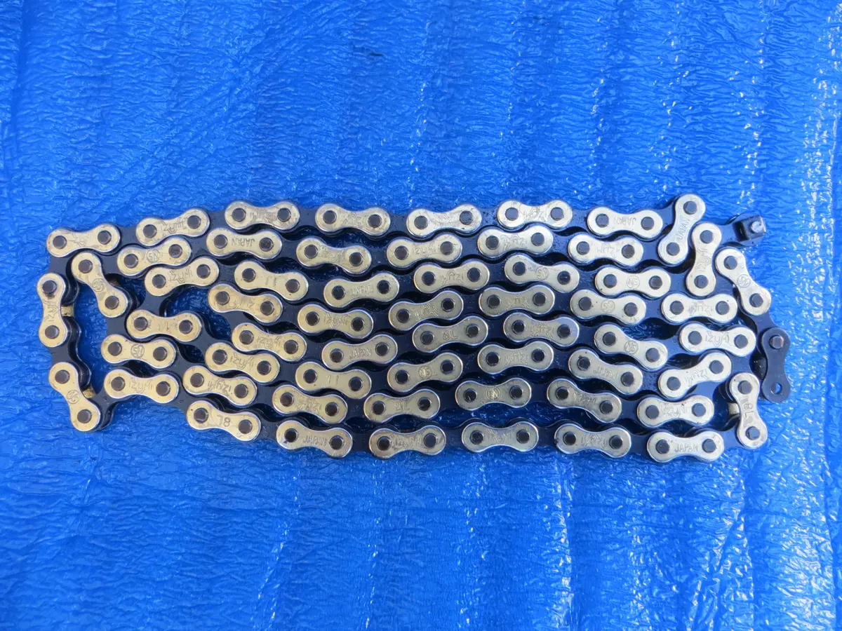Izumi V Super Toughness Njs Chain 1/8" 106Links #21 1