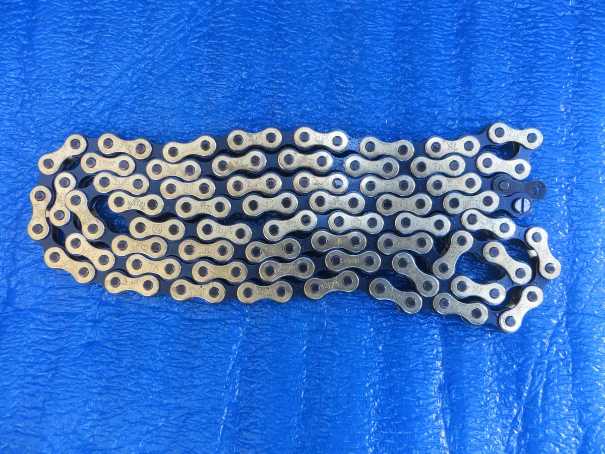Izumi V Super Toughness Njs Chain 1/8" 106Links #22 1