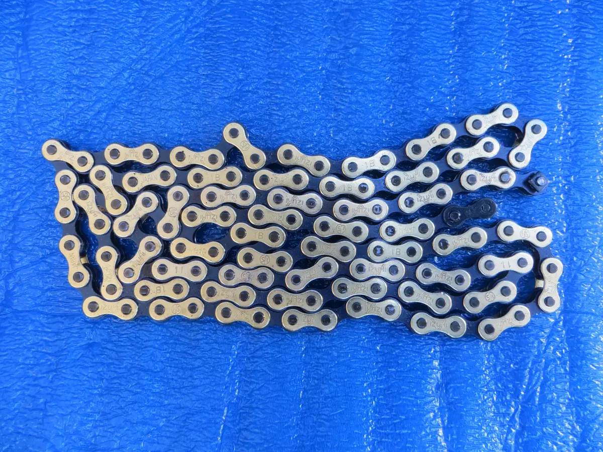 Izumi V Super Toughness Njs Chain 1/8" 106Links #23 1