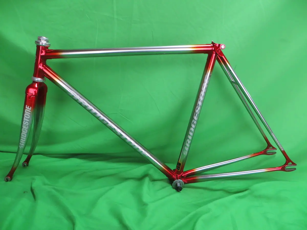 Bridgestone Columbus Max Fork // Mach Silver / Candy Red Fade // 51Cm 1
