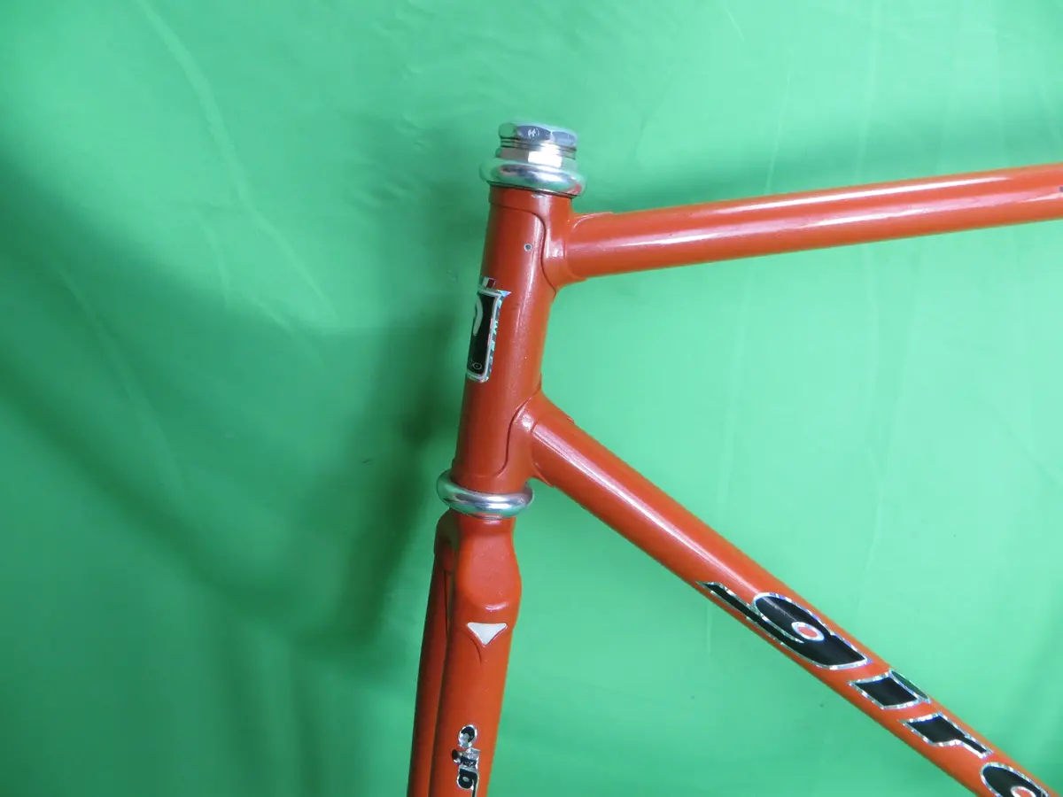 Giro // Orange Metallic // 53Cm 2