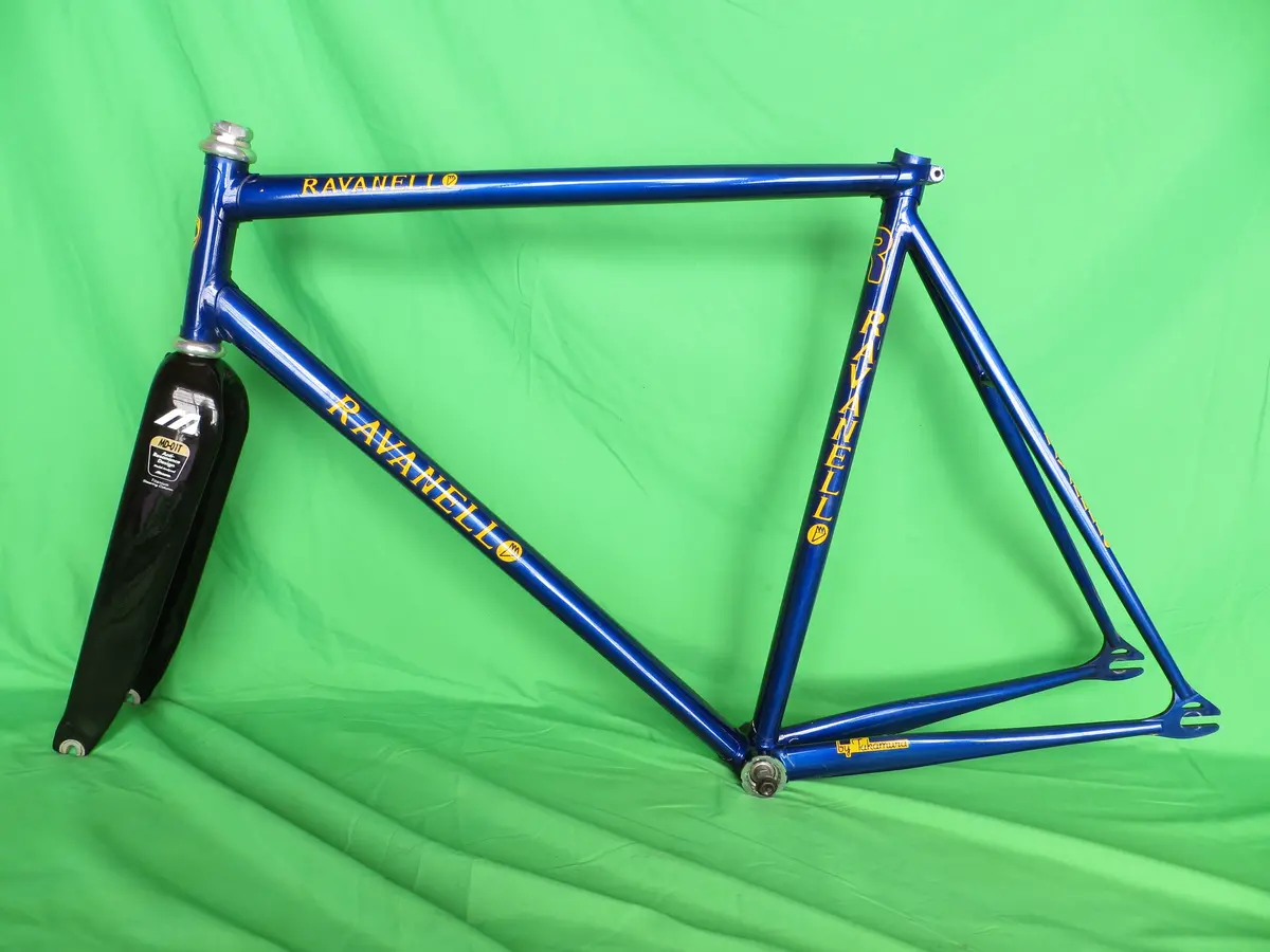 Vintage Ravanello Tt  // Blue Metallic 57.5Cm / Shimano Trackends / Mizuno Carbon Fork 1