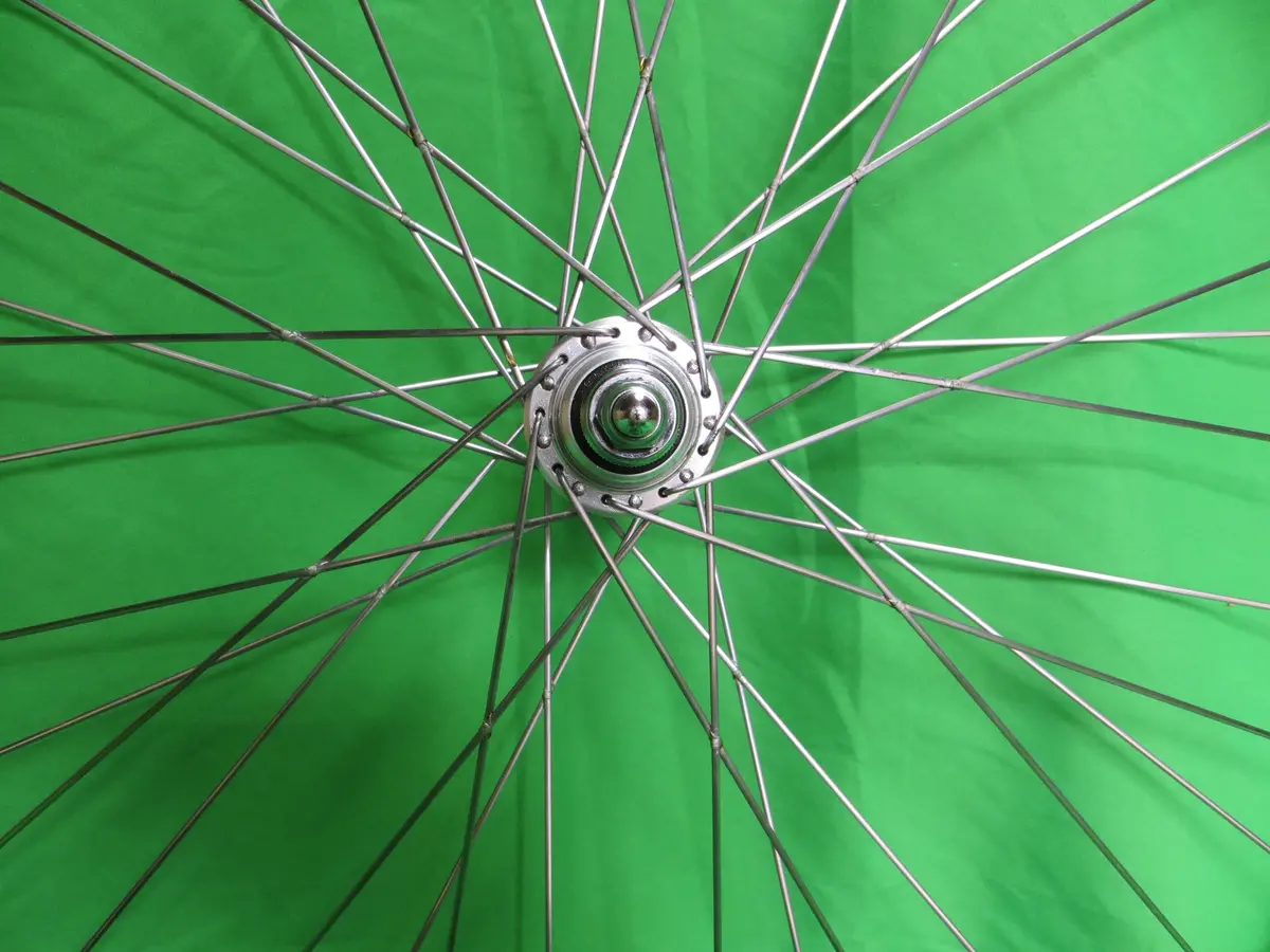 Araya Gold 16B 700C Tubular Njs Rim, Shimano Dura Ace Hb-7710 Njs Rear Hub 120Mm Single Sided Fixed, Soyo Red2 Tire (24082418) 2