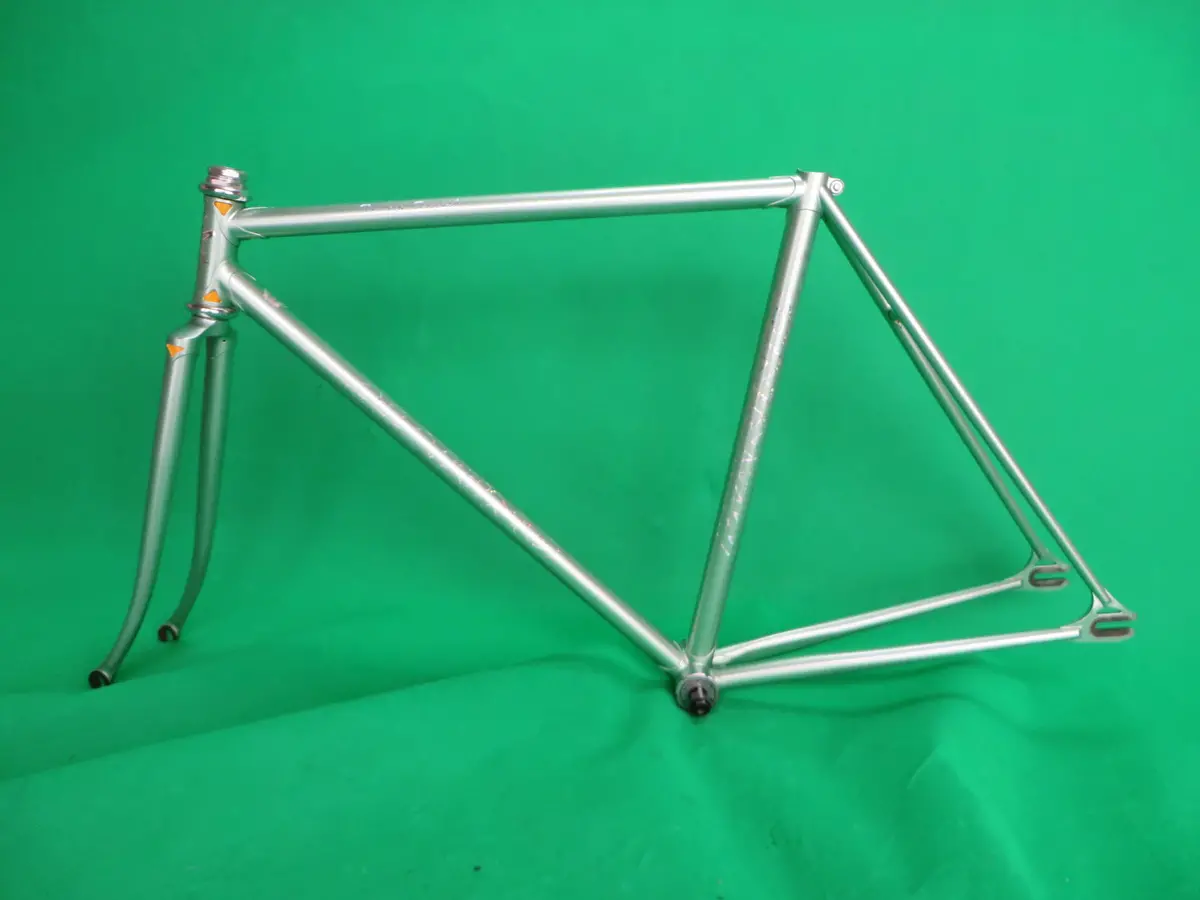 Makino 2007 // Ice Green Metallic // 50Cm 1