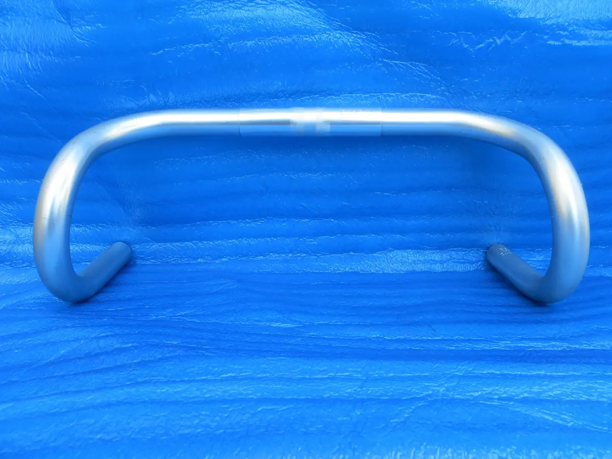 Nitto B105 Aa Non Njs Handlebar 25.4Mm / 39Cm (26021801) 1