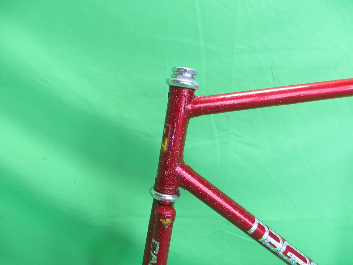 Nagasawa // Red Metallic With Rainbow Flake // 54.5Cm 2