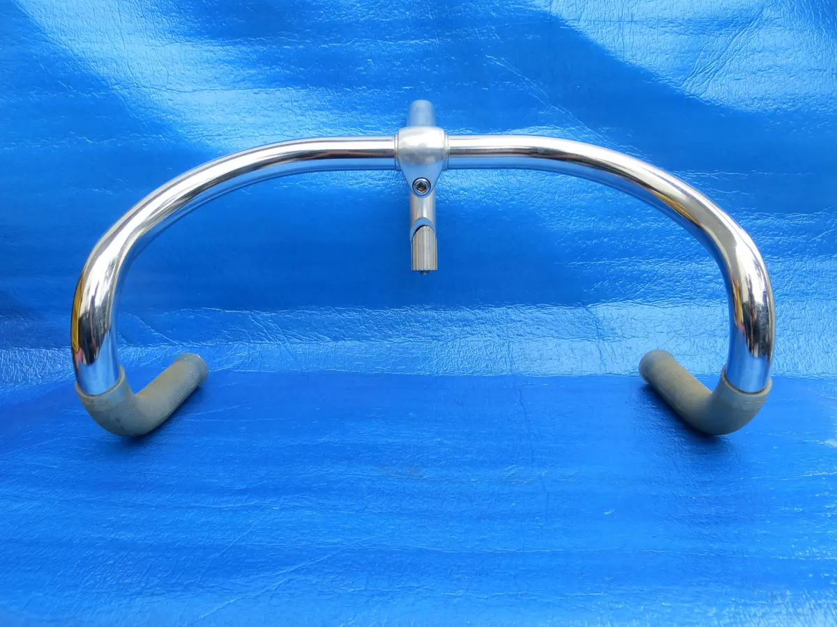 B123 380Mm Crmo Njs Handlebar, Nitto Jaguar, 100Mm/58 Degree Aa Njs Stem, Soyo Grips (24100304) 1