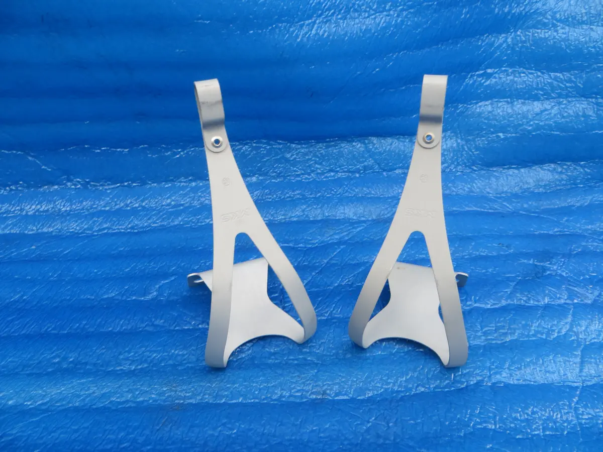 Mks Aa Toe Clips M-Size Njs (26030904) 1