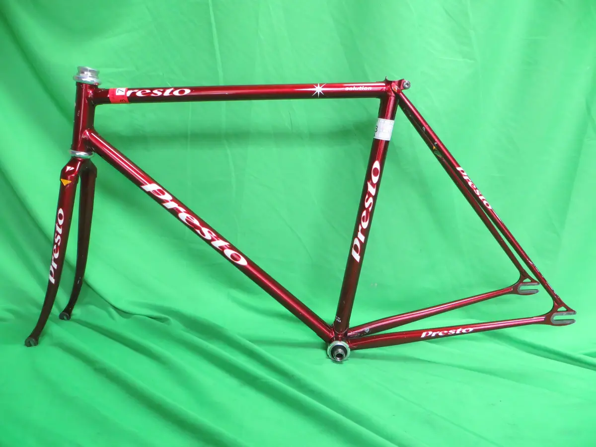 Presto // Deep Red Metallic  // 50Cm 1