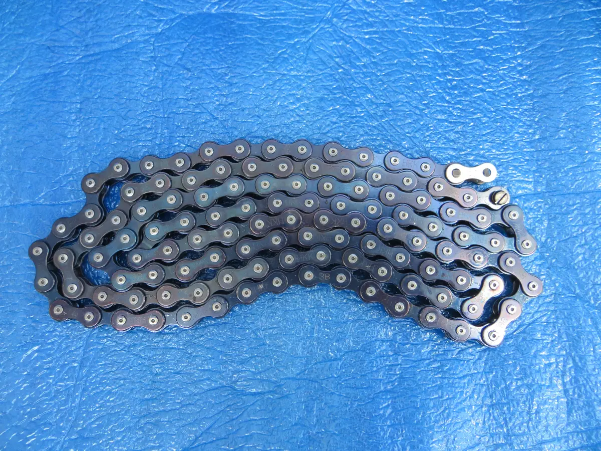 Hkk Vertex Njs Blue Chain 1/8" 106Links #1 1