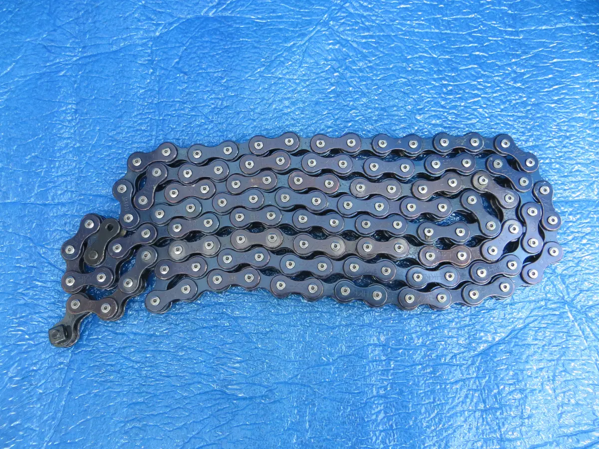 Hkk Vertex Njs Blue Chain 1/8" 106Links #7 1