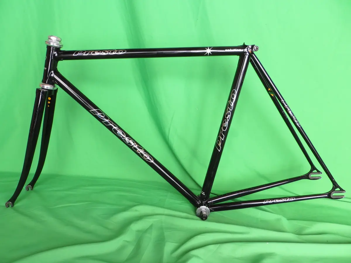 Presto // Purplish Black // 50.5Cm 1
