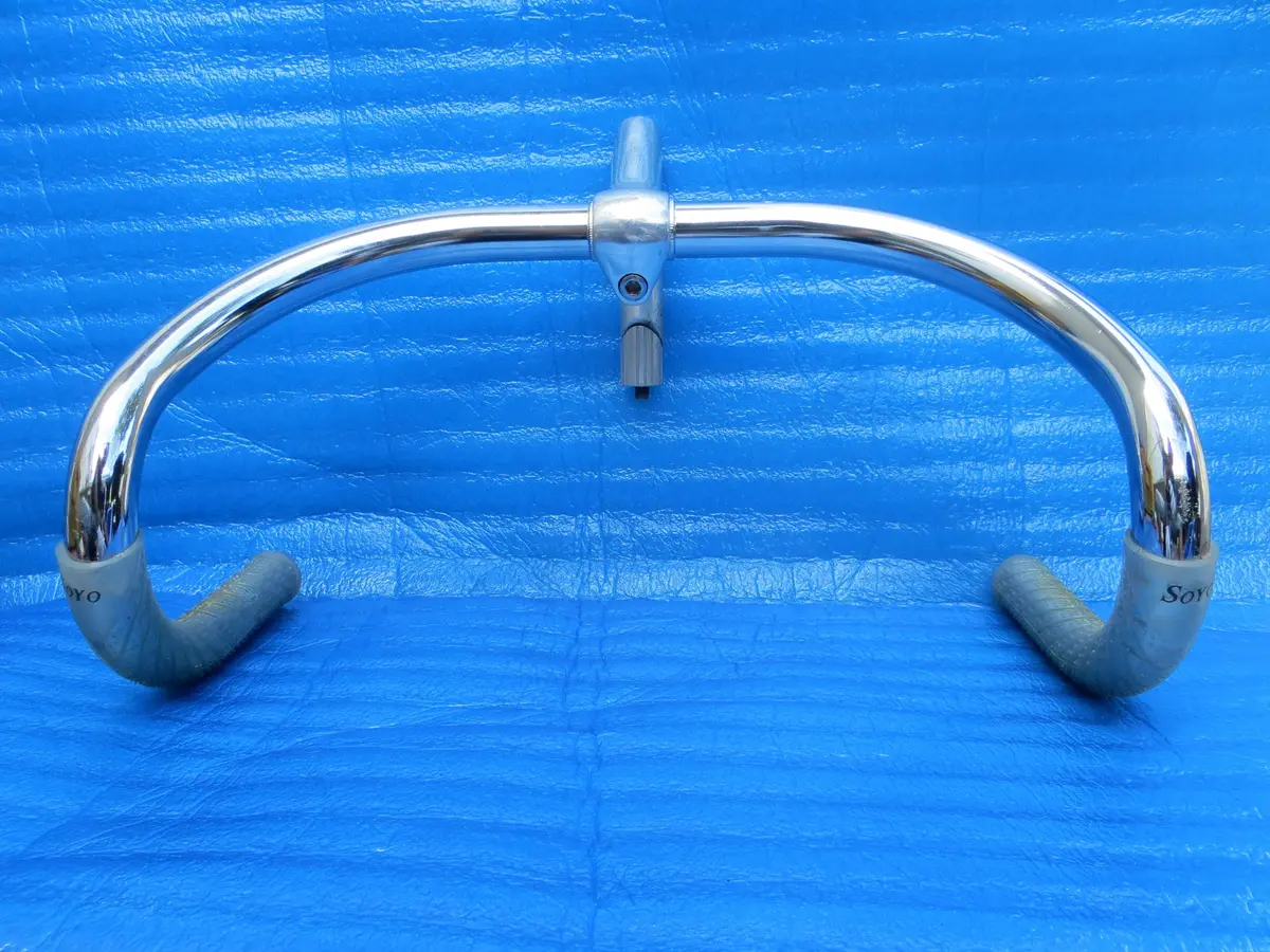 B123 380Mm Crmo Njs Handlebar, Nitto Jaguar 90Mm/58 Degree Aa Njs Stem, Soyo Grips (25072012) 1
