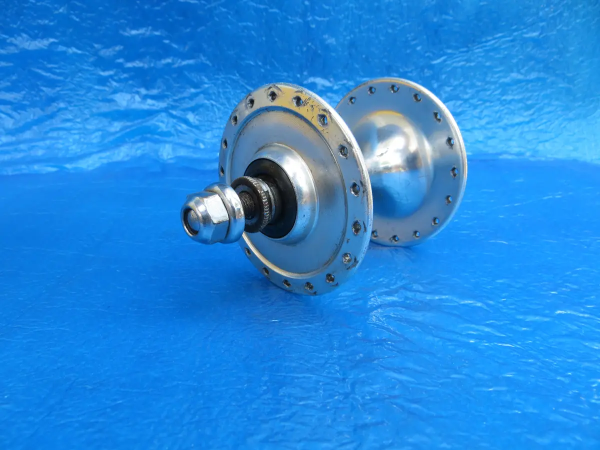 Suntour Superbe Pro 36H Njs Front 8Mm Axle  (23051804) 1