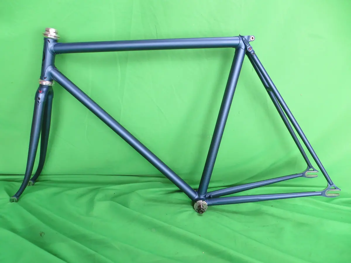 M-Idea // Matte Silverish Navy // 52.5Cm 1