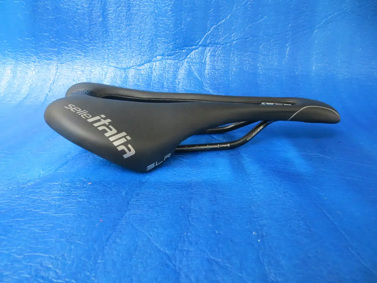 Selle Italia Slr Superflow 44Mm Rail Padded Saddle Njs Approved Manganese Rail (24110208) 1