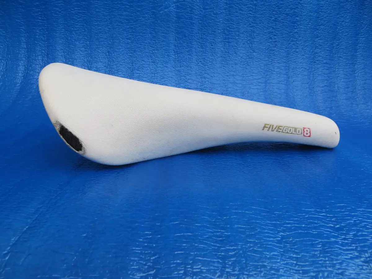 Kashima Five Gold Fg-8P 30Mm Njs Unpadded Saddle (26040902) 1