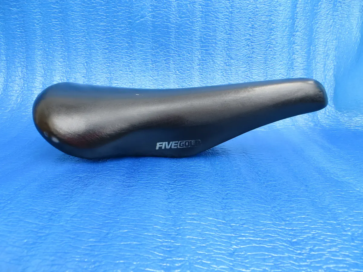 Kashima Five Gold Fg-4P 44Mm Njs Unpadded Saddle  (26040903) 1