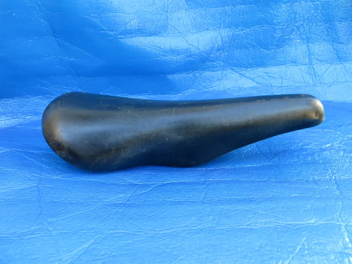 Kashima Five Gold Fg-4P 44Mm Njs Unpadded Saddle (24012512) 1