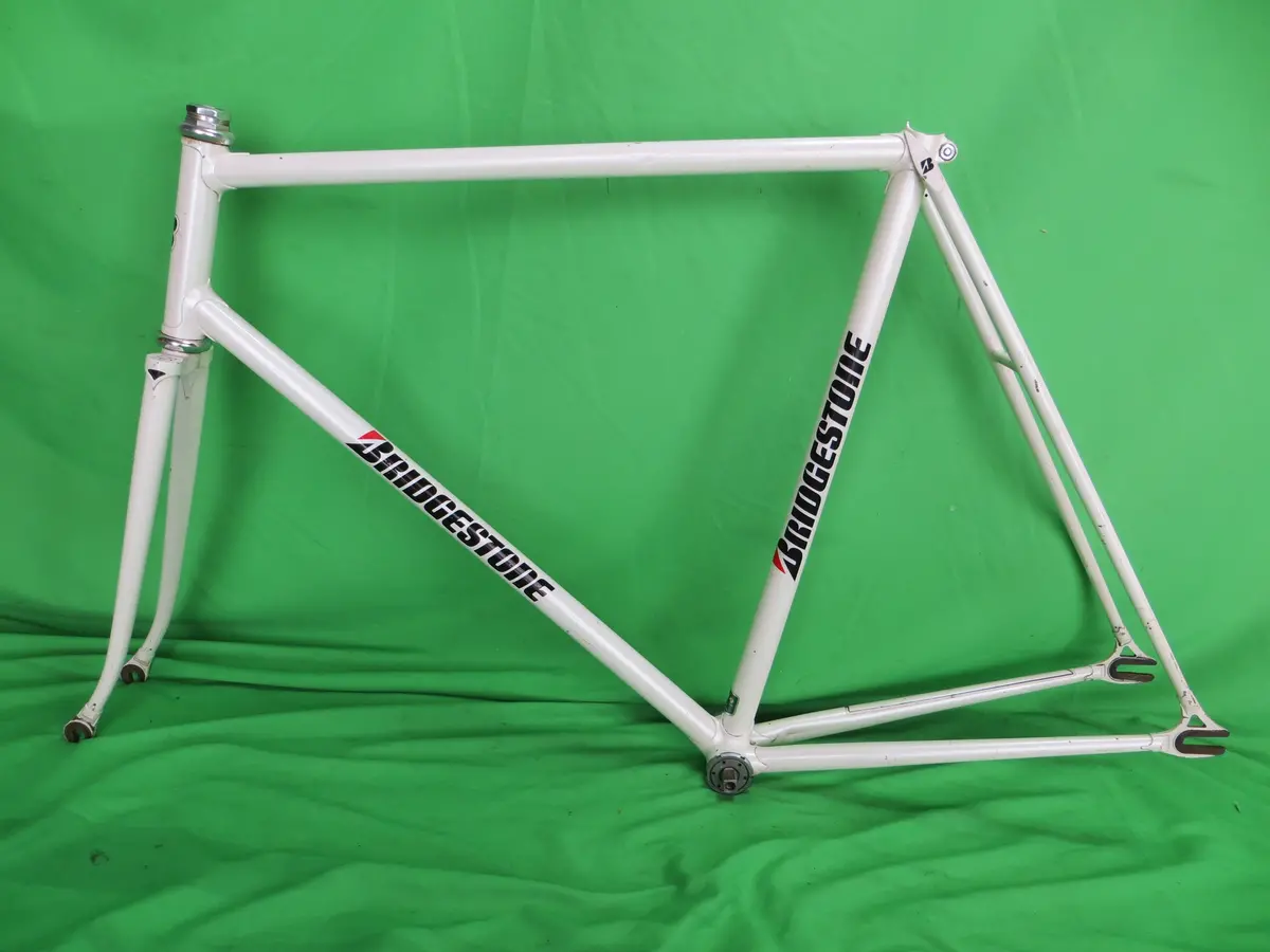 Bridgestone Kaisei 019 // White  // 57Cm 1