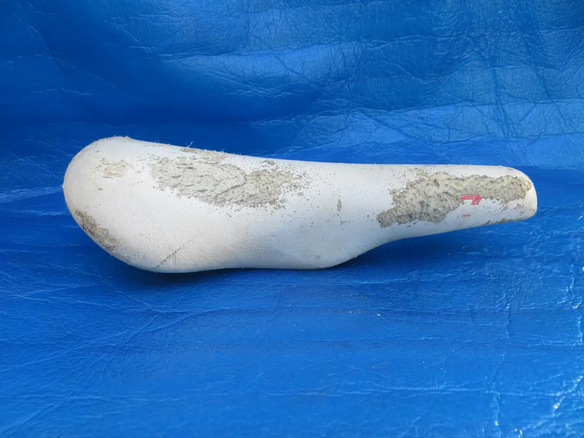 Kashima Five Gold Fg-7P 30Mm Njs Unpadded Saddle (24012524) 1