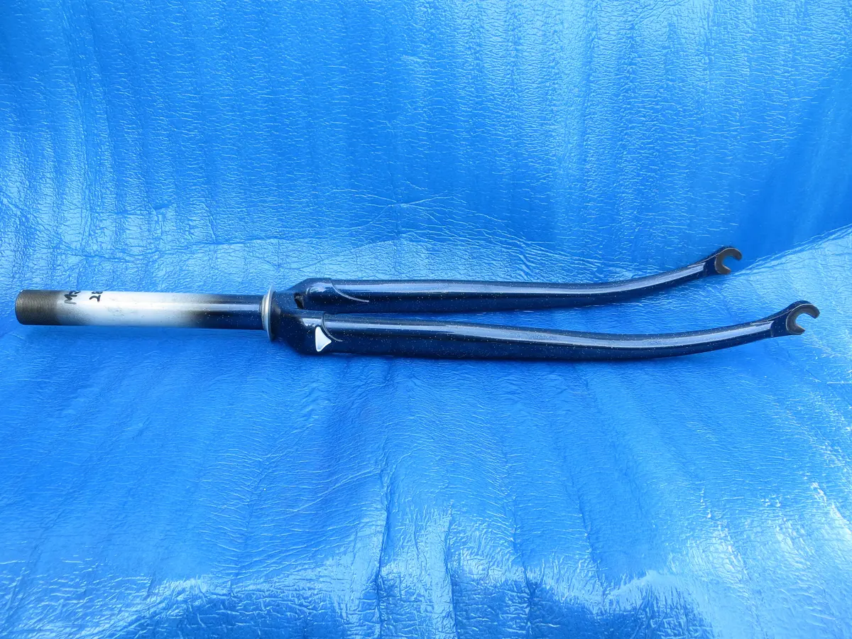 Makino Front Fork 177Mm Steering Column 9Mm Slot /260418 1