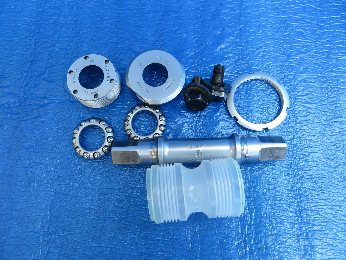 Hatta R9400 Njs Bottom Bracket 68Mm-109Mm Iso English (26041921) 1