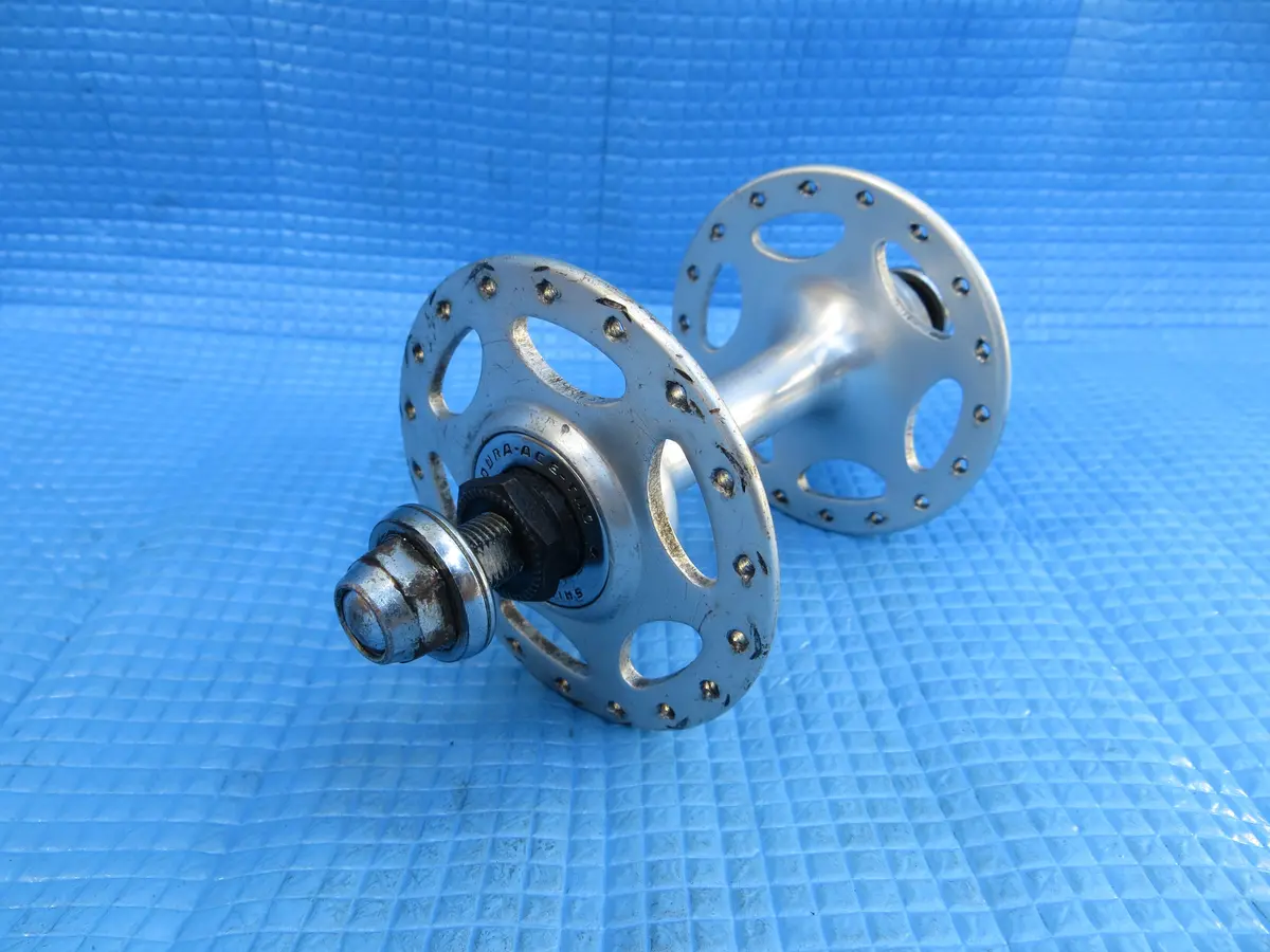 Shimano Dura Ace Hb-7520 36H 110Mm Rear Hub Njs One Sided Fixed (22100203) 1