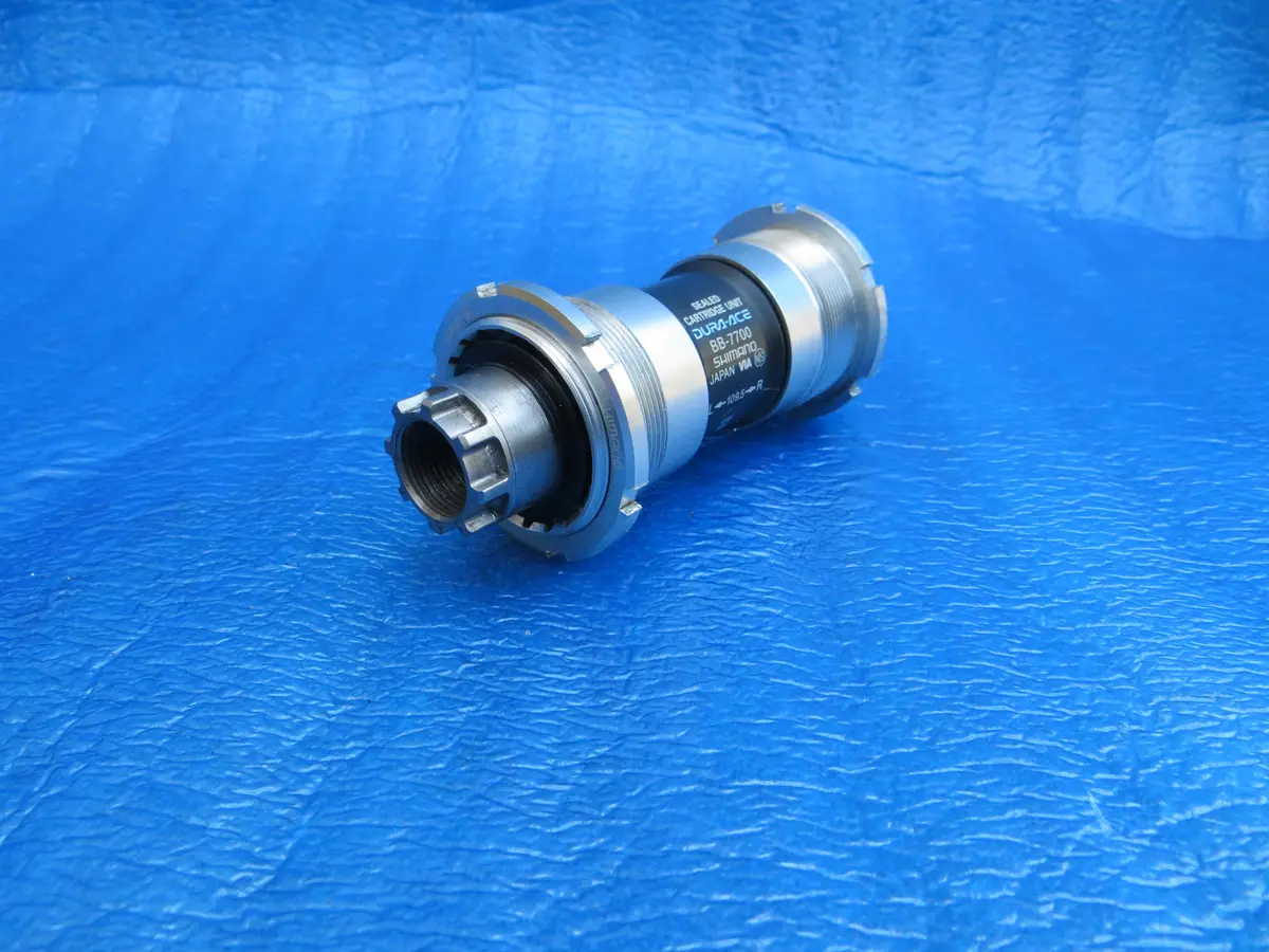 Shimano Bb-7700  Njs Bottom Bracket 68Mm-109.5Mm (26041925) 1